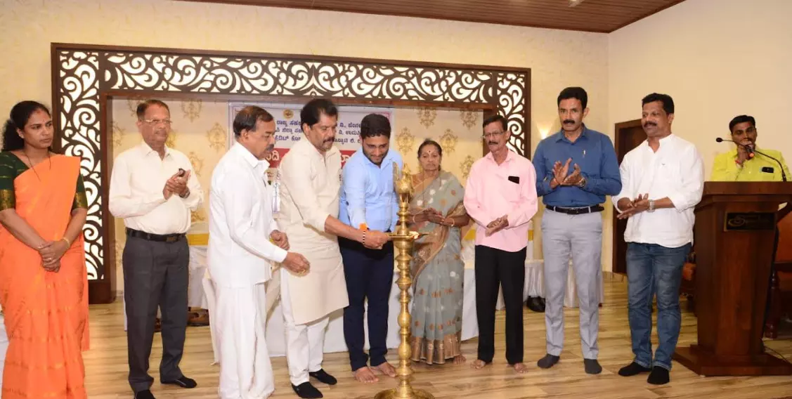 ಸಹಕಾರ ಸಂಸ್ಥೆಗಳ ಯಶಸ್ಸಿನಲ್ಲಿ ವೃತ್ತಿಪರತೆ ಪಾತ್ರ ನಿರ್ಣಯಕ : ಜಿಲ್ಲಾ ಮಟ್ಟದ ಸಹಕಾರ ತರಬೇತಿ ಕಾರ್ಯಕ್ರಮದಲ್ಲಿ ಜಯಕರ ಶೆಟ್ಟಿ ಸಹಕಾರ ಸಂಸ್ಥೆಗಳ ಯಶಸ್ಸಿನಲ್ಲಿ ವೃತ್ತಿಪರತೆ ಪಾತ್ರ ನಿರ್ಣಯಕ : ಜಿಲ್ಲಾ ಮಟ್ಟದ ಸಹಕಾರ ತರಬೇತಿ ಕಾರ್ಯಕ್ರಮದಲ್ಲಿ ಜಯಕರ ಶೆಟ್ಟಿ