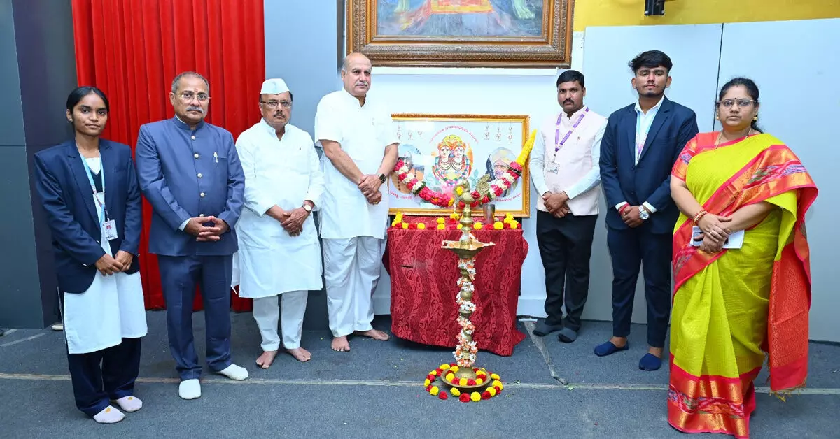 Kalaburagi | ವಿದ್ಯಾರ್ಥಿಗಳಿಗೆ ವಿದ್ಯೆಯೊಂದಿಗೆ ಸಂಸ್ಕಾರವೂ ಮುಖ್ಯ: ಶಾಸಕ ಬಿ.ಆರ್.ಪಾಟೀಲ್ Kalaburagi | ವಿದ್ಯಾರ್ಥಿಗಳಿಗೆ ವಿದ್ಯೆಯೊಂದಿಗೆ ಸಂಸ್ಕಾರವೂ ಮುಖ್ಯ: ಶಾಸಕ ಬಿ.ಆರ್.ಪಾಟೀಲ್