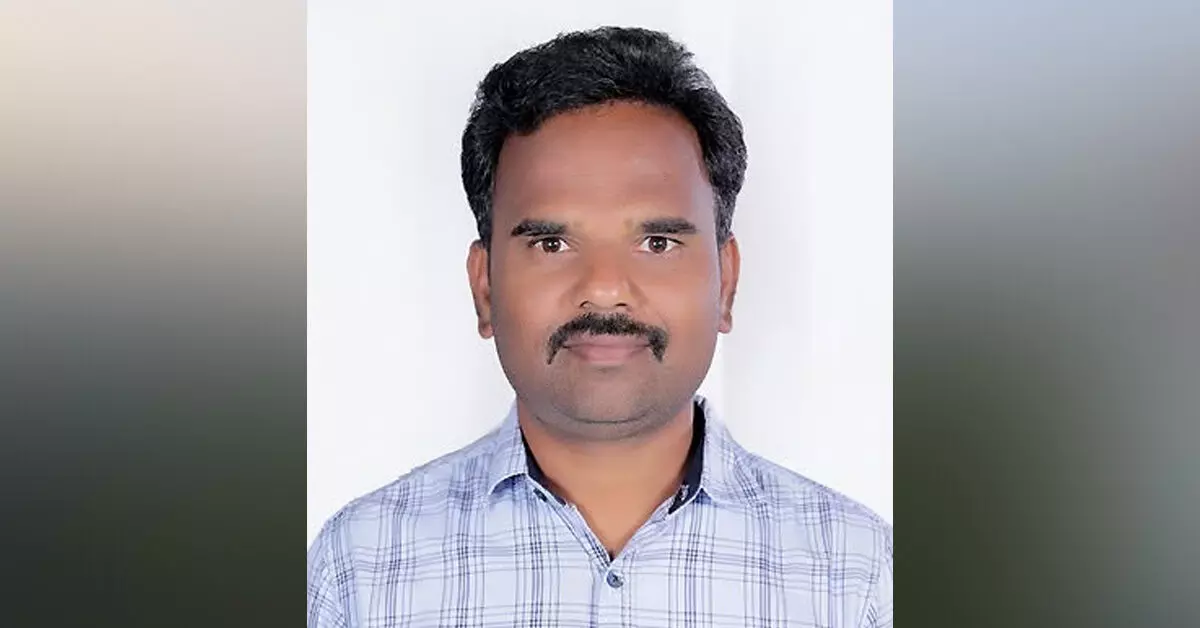 Yadgiri | ದೆಹಲಿಯಲ್ಲಿ ಪತ್ರಕರ್ತೆಯರಿಗೆ ಲೈಂಗಿಕ ಕಿರುಕುಳ ಆರೋಪ : ಪೊಲೀಸರ ಬಂಧನಕ್ಕೆ ಆಗ್ರಹ Yadgiri | ದೆಹಲಿಯಲ್ಲಿ ಪತ್ರಕರ್ತೆಯರಿಗೆ ಲೈಂಗಿಕ ಕಿರುಕುಳ ಆರೋಪ : ಪೊಲೀಸರ ಬಂಧನಕ್ಕೆ ಆಗ್ರಹ
