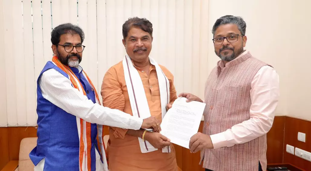 ʼರೈತರ ಸಂಕಷ್ಟಕ್ಕೆ ಸ್ಪಂದಿಸದ ಕಾಂಗ್ರೆಸ್ ಸರಕಾರʼ : ಕೇಂದ್ರದ ಬರ ಅಧ್ಯಯನ ತಂಡಕ್ಕೆ ಬಿಜೆಪಿ ಮನವಿ ʼರೈತರ ಸಂಕಷ್ಟಕ್ಕೆ ಸ್ಪಂದಿಸದ ಕಾಂಗ್ರೆಸ್ ಸರಕಾರʼ : ಕೇಂದ್ರದ ಬರ ಅಧ್ಯಯನ ತಂಡಕ್ಕೆ ಬಿಜೆಪಿ ಮನವಿ