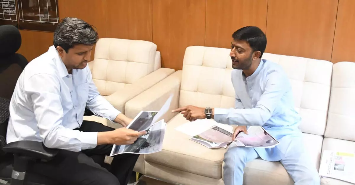 ಅಕ್ರಮ ಮರಳುಗಾರಿಕೆ, ಓವರ್ಲೋಡ್ ತಡೆಯದಿದ್ದರೆ ಟಿಪ್ಪರ್ಗಳಿಗೆ ಬೆಂಕಿ : ಶಾಸಕ ಕಂದಕೂರ ಅಕ್ರಮ ಮರಳುಗಾರಿಕೆ, ಓವರ್ಲೋಡ್ ತಡೆಯದಿದ್ದರೆ ಟಿಪ್ಪರ್ಗಳಿಗೆ ಬೆಂಕಿ : ಶಾಸಕ ಕಂದಕೂರ