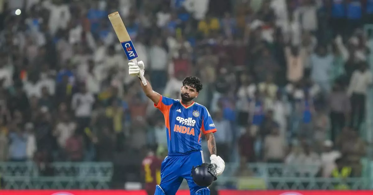 T20 ರ್ಯಾಂಕಿಂಗ್ | ಮೊದಲ ಬಾರಿ ಅಗ್ರ-10ಕ್ಕೇರಿದ ಶ್ರೇಯಸ್ ಅಯ್ಯರ್ T20 ರ್ಯಾಂಕಿಂಗ್ | ಮೊದಲ ಬಾರಿ ಅಗ್ರ-10ಕ್ಕೇರಿದ ಶ್ರೇಯಸ್ ಅಯ್ಯರ್