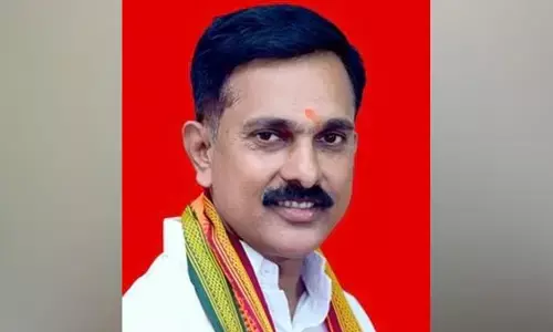 ಹುಣಸಗಿ | ಹಾಲು, ಬಸ್ ಪ್ರಯಾಣ ದರ ಏರಿಕೆ ಕೈಬಿಡಿ: ಬಸವರಾಜ ಮೇಲಿನಮನಿ