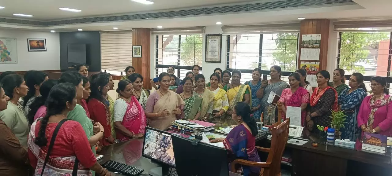 ಕಾರ್ಕಳ ಕಾಂಗ್ರೆಸ್ ಪ್ರತಿಭಟನೆಯಲ್ಲಿ ಬಿಜೆಪಿ ನಾಯಕರ ತೇಜೋವಧೆ ಖಂಡಿಸಿ ಡಿಸಿಗೆ ಮನವಿ ಕಾರ್ಕಳ ಕಾಂಗ್ರೆಸ್ ಪ್ರತಿಭಟನೆಯಲ್ಲಿ ಬಿಜೆಪಿ ನಾಯಕರ ತೇಜೋವಧೆ ಖಂಡಿಸಿ ಡಿಸಿಗೆ ಮನವಿ