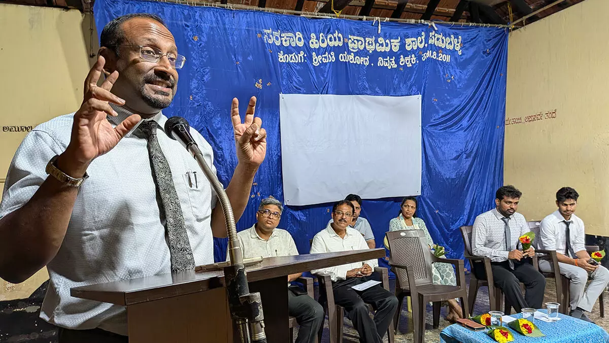 ಜೀವ ಉಳಿಸಲು ಸದಾ ಸಿದ್ಧರಾಗಿರೋಣ: ಡಾ.ರೋಹನ್ ಮೋನಿಸ್ ಜೀವ ಉಳಿಸಲು ಸದಾ ಸಿದ್ಧರಾಗಿರೋಣ: ಡಾ.ರೋಹನ್ ಮೋನಿಸ್