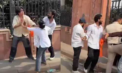ದಿಲ್ಲಿ ಪ್ರತಿಭಟನೆ: ಯುವತಿಯ ಮೇಲೆ ‘ಹಿಂದೂ ರಕ್ಷಾ ದಳ’ದ ಸದಸ್ಯರಿಂದ ಹಲ್ಲೆ