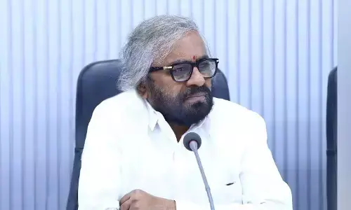 ‘ಉದ್ಯೋಗ ಖಾತ್ರಿ’ ಹಣ ಪಾವತಿ ವಿಳಂಬ ಹಿನ್ನೆಲೆ; 308 ಪಿಡಿಓ ಸೇರಿ 394 ಅಧಿಕಾರಿಗಳಿಗೆ ನೋಟಿಸ್ ಜಾರಿ : ಈಶ್ವರ್ ಖಂಡ್ರೆ