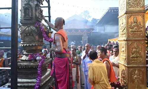 ಕೊಲ್ಲೂರು ದೇವಳದಲ್ಲಿ ನವರಾತ್ರಿ ಉತ್ಸವಕ್ಕೆ ಚಾಲನೆ