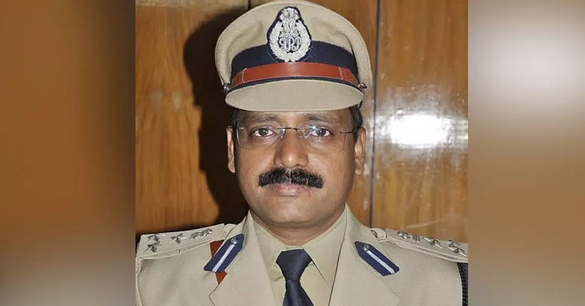 ಎಡಿಜಿಪಿ ಎಸ್.ರವಿ ದಿಢೀರ್ ಸ್ವಯಂ ನಿವೃತ್ತಿ ಎಡಿಜಿಪಿ ಎಸ್.ರವಿ ದಿಢೀರ್ ಸ್ವಯಂ ನಿವೃತ್ತಿ