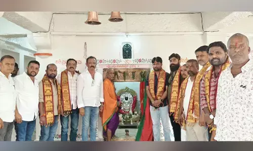 ಸುರಪುರದ ಪ್ರಸನ್ನ ವೆಂಕಟೇಶ್ವರ ದೇವಸ್ಥಾನದಲ್ಲಿ ನವರಾತ್ರಿ ಮಹೋತ್ಸವ : ಮಯೂರ ವಾಹನ ಉತ್ಸವ