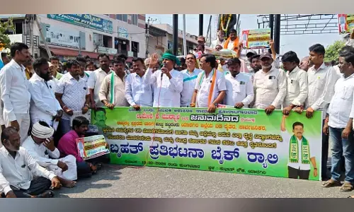 Yadgiri | ಜನ್ಮದಿನದಂದು ರೈತರ ಸಮಸ್ಯೆಗಳ ಪರಿಹಾರಕ್ಕೆ ಆಗ್ರಹಿಸಿ ಉಮೇಶ್ ಮುದ್ನಾಳರಿಂದ ಬೈಕ್ ರ‍್ಯಾಲಿ
