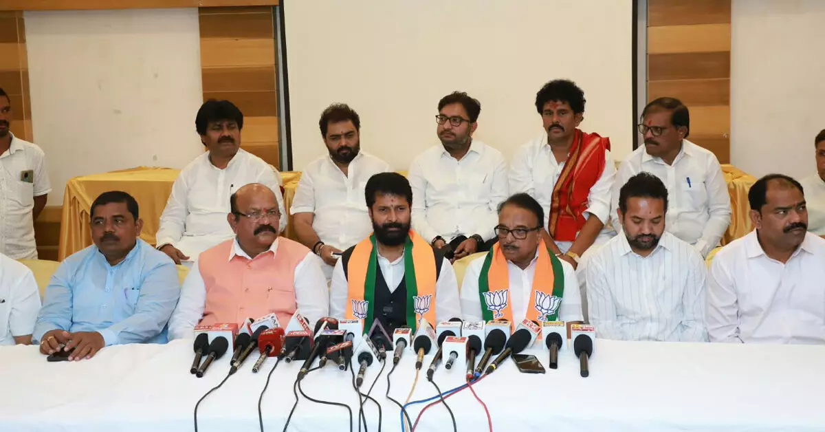 ಕಾಂಗ್ರೆಸ್ ಸರಕಾರದಲ್ಲಿ ಹಗರಣ, ಬೆಲೆ ಏರಿಕೆಯೇ ಗ್ಯಾರಂಟಿ : ಸಿ.ಟಿ.ರವಿ ಟೀಕೆ ಕಾಂಗ್ರೆಸ್ ಸರಕಾರದಲ್ಲಿ ಹಗರಣ, ಬೆಲೆ ಏರಿಕೆಯೇ ಗ್ಯಾರಂಟಿ : ಸಿ.ಟಿ.ರವಿ ಟೀಕೆ