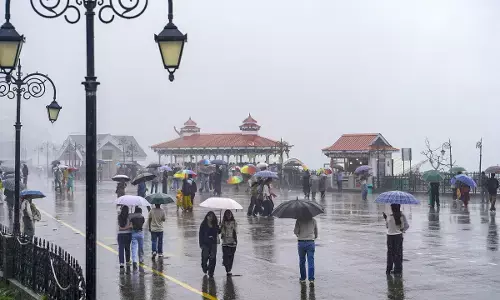 ಮುಂಗಾರು ಬದಲಾವಣೆಯ ಸಮಯ; ದಕ್ಷಿಣದಲ್ಲಿ ಭಾರೀ ಮಳೆ; ಉತ್ತರದಲ್ಲಿ ಆಲಿಕಲ್ಲು