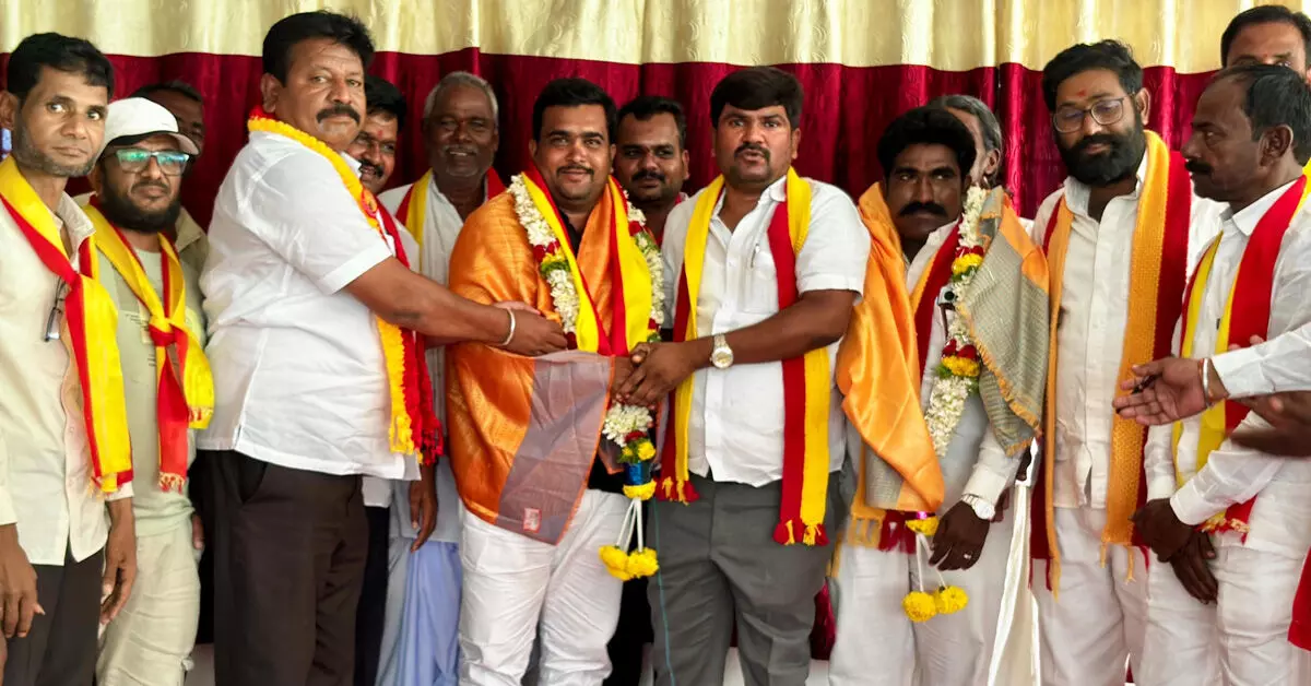ಕರವೇ ಹುಣಸಗಿ ತಾಲೂಕು ಪ್ರಧಾನ ಕಾರ್ಯದರ್ಶಿಯಾಗಿ ಉಸ್ಮಾನ ಪಟೇಲ ಬಿರದಾರ ಆಯ್ಕೆ ಕರವೇ ಹುಣಸಗಿ ತಾಲೂಕು ಪ್ರಧಾನ ಕಾರ್ಯದರ್ಶಿಯಾಗಿ ಉಸ್ಮಾನ ಪಟೇಲ ಬಿರದಾರ ಆಯ್ಕೆ