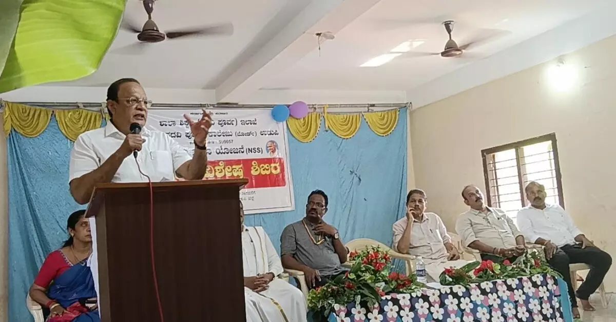 ಕಾಪು ಎನ್ನೆಸ್ಸೆಸ್ ಶಿಬಿರದಲ್ಲಿ 10 ಕ್ವಿಂಟಾಲ್ ಪ್ಲಾಸ್ಟಿಕ್ ತ್ಯಾಜ್ಯ ಸಂಗ್ರಹ ಕಾಪು ಎನ್ನೆಸ್ಸೆಸ್ ಶಿಬಿರದಲ್ಲಿ 10 ಕ್ವಿಂಟಾಲ್ ಪ್ಲಾಸ್ಟಿಕ್ ತ್ಯಾಜ್ಯ ಸಂಗ್ರಹ