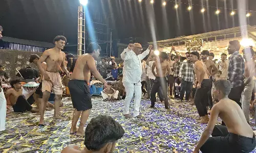 ಉಚ್ಚಿಲ ದಸರಾಕ್ಕೆ ಬೋಲಂಗಾರ ಫ್ರೆಂಡ್ಸ್ ಕುಡ್ಲ ತಂಡದ ಹುಲಿವೇಷದ ಪದಾರ್ಪಣೆ