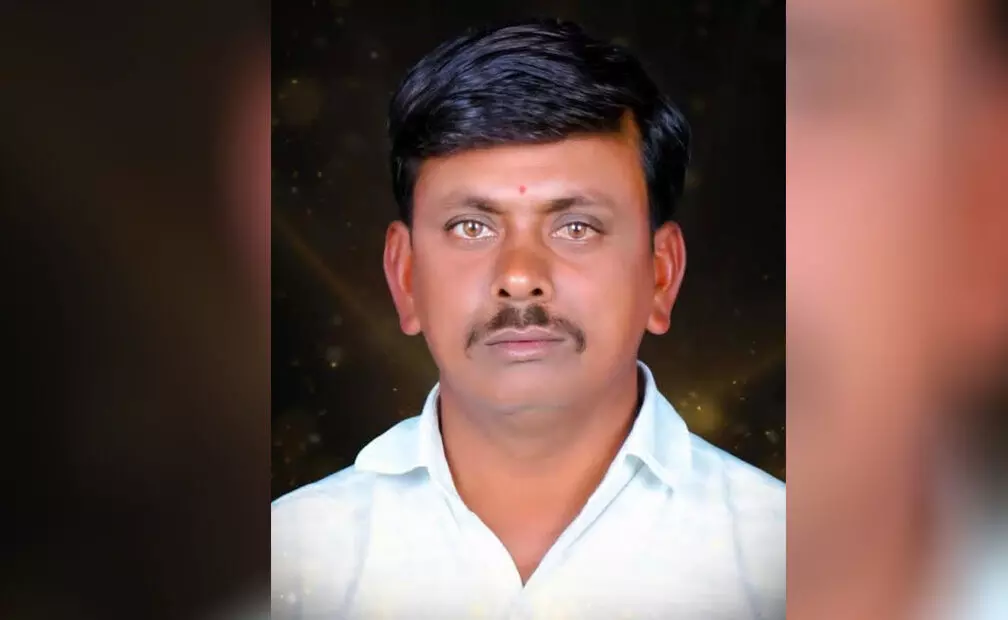 ಬೀದರ್| ಸಾಲ ಬಾಧೆ ತಾಳಲಾರದೆ ರೈತ ಆತ್ಮಹತ್ಯೆ ಬೀದರ್| ಸಾಲ ಬಾಧೆ ತಾಳಲಾರದೆ ರೈತ ಆತ್ಮಹತ್ಯೆ