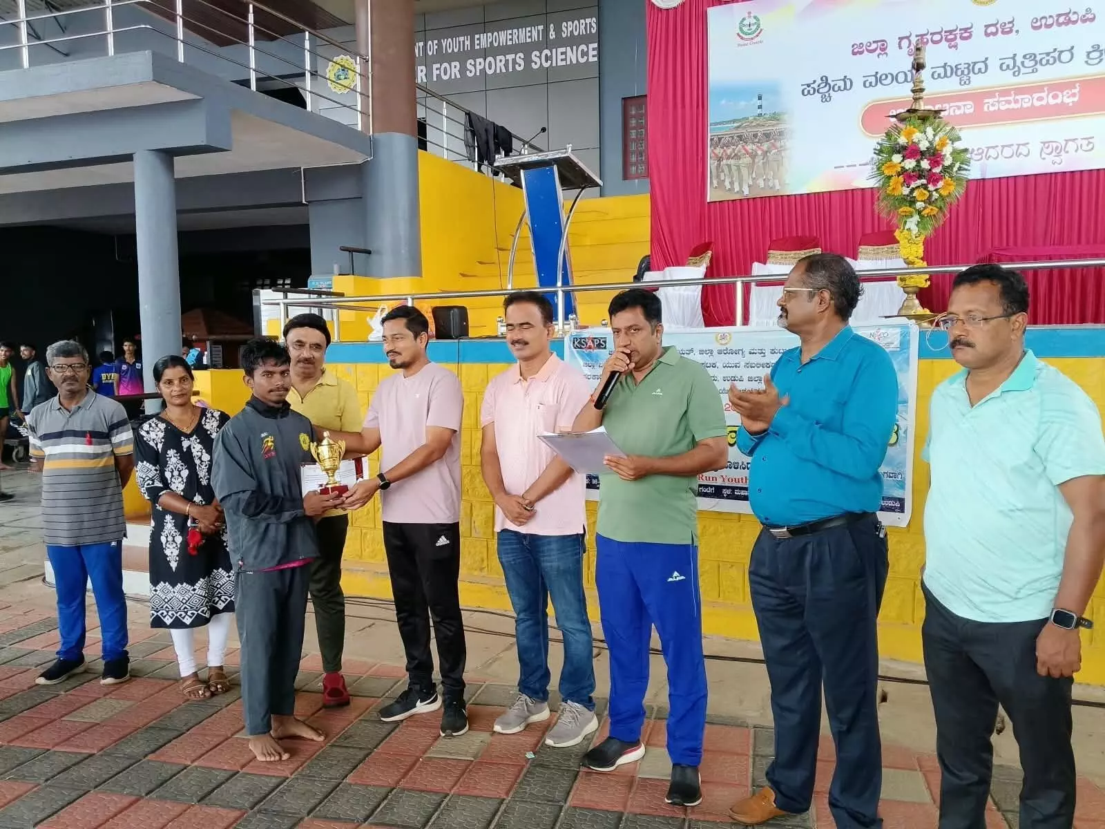 ಉಡುಪಿ ಜಿಲ್ಲಾ ಮಟ್ಟದ ರೆಡ್ರಿಬ್ಬನ್ ರನ್ ಮ್ಯಾರಥಾನ್; ಚೆನ್ನಬಸವಗೆ ಪ್ರಥಮ ಸ್ಥಾನ ಉಡುಪಿ ಜಿಲ್ಲಾ ಮಟ್ಟದ ರೆಡ್ರಿಬ್ಬನ್ ರನ್ ಮ್ಯಾರಥಾನ್; ಚೆನ್ನಬಸವಗೆ ಪ್ರಥಮ ಸ್ಥಾನ