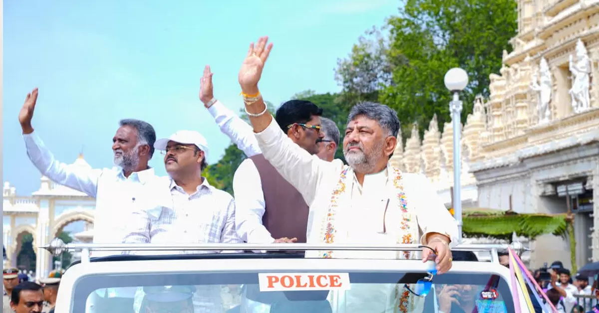 ದ್ವೇಷ ದೂರವಾಗಿ ಸಾಮರಸ್ಯ ಬೆಳೆಯಲಿ, ಅಭಿವೃದ್ಧಿಯ ಬೆಳಕು ಮನೆಮನೆಗೂ ತಲುಪಲಿ: ಸಿಎಂ ಡಿ.ಕೆ.ಶಿವಕುಮಾರ್ ದ್ವೇಷ ದೂರವಾಗಿ ಸಾಮರಸ್ಯ ಬೆಳೆಯಲಿ, ಅಭಿವೃದ್ಧಿಯ ಬೆಳಕು ಮನೆಮನೆಗೂ ತಲುಪಲಿ: ಸಿಎಂ ಡಿ.ಕೆ.ಶಿವಕುಮಾರ್