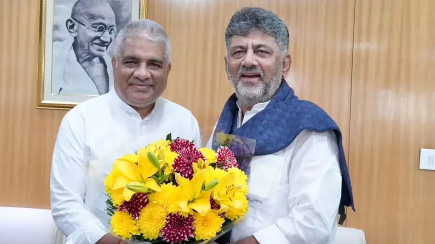 ‘ಕಸ್ತೂರಿ ರಂಗನ್ ವರದಿ’ | ಭೌತಿಕ ಸಮೀಕ್ಷೆ ಪೂರ್ಣಗೊಳ್ಳುವವರೆಗೆ ಕರಡು ಅಧಿಸೂಚನೆ ಅಂತಿಮಗೊಳಿಸದಂತೆ ಸಿಎಂ ಮನವಿ ‘ಕಸ್ತೂರಿ ರಂಗನ್ ವರದಿ’ | ಭೌತಿಕ ಸಮೀಕ್ಷೆ ಪೂರ್ಣಗೊಳ್ಳುವವರೆಗೆ ಕರಡು ಅಧಿಸೂಚನೆ ಅಂತಿಮಗೊಳಿಸದಂತೆ ಸಿಎಂ ಮನವಿ
