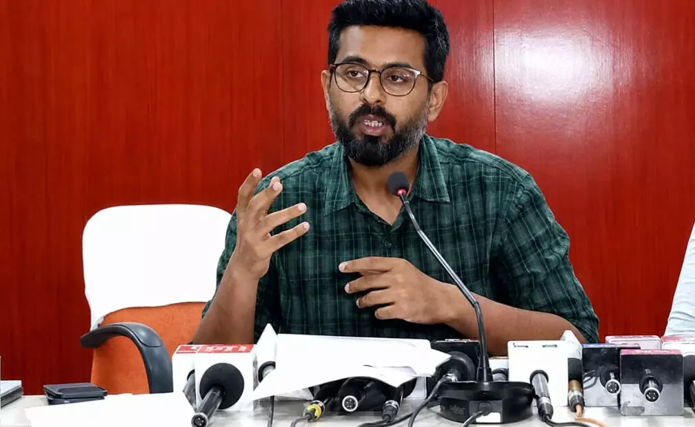ಈಶಾನ್ಯ ಶಿಕ್ಷಕರ ಕ್ಷೇತ್ರದ ಚುನಾವಣೆ: ಕಲಬುರಗಿ ಜಿಲ್ಲೆಯಾದ್ಯಂತ 40 ಮತಗಟ್ಟೆ ಸ್ಥಾಪನೆ: ಇಕ್ರಮ್ ಶರೀಫ್ ಈಶಾನ್ಯ ಶಿಕ್ಷಕರ ಕ್ಷೇತ್ರದ ಚುನಾವಣೆ: ಕಲಬುರಗಿ ಜಿಲ್ಲೆಯಾದ್ಯಂತ 40 ಮತಗಟ್ಟೆ ಸ್ಥಾಪನೆ: ಇಕ್ರಮ್ ಶರೀಫ್