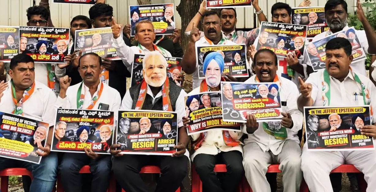 Bengaluru | ಕೇಂದ್ರ ಸಚಿವ ಹರ್ದೀಪ್ ಸಿಂಗ್ ಪುರಿ ವಜಾಗೊಳಿಸಲು ಕಾಂಗ್ರೆಸ್ ಆಗ್ರಹ Bengaluru | ಕೇಂದ್ರ ಸಚಿವ ಹರ್ದೀಪ್ ಸಿಂಗ್ ಪುರಿ ವಜಾಗೊಳಿಸಲು ಕಾಂಗ್ರೆಸ್ ಆಗ್ರಹ