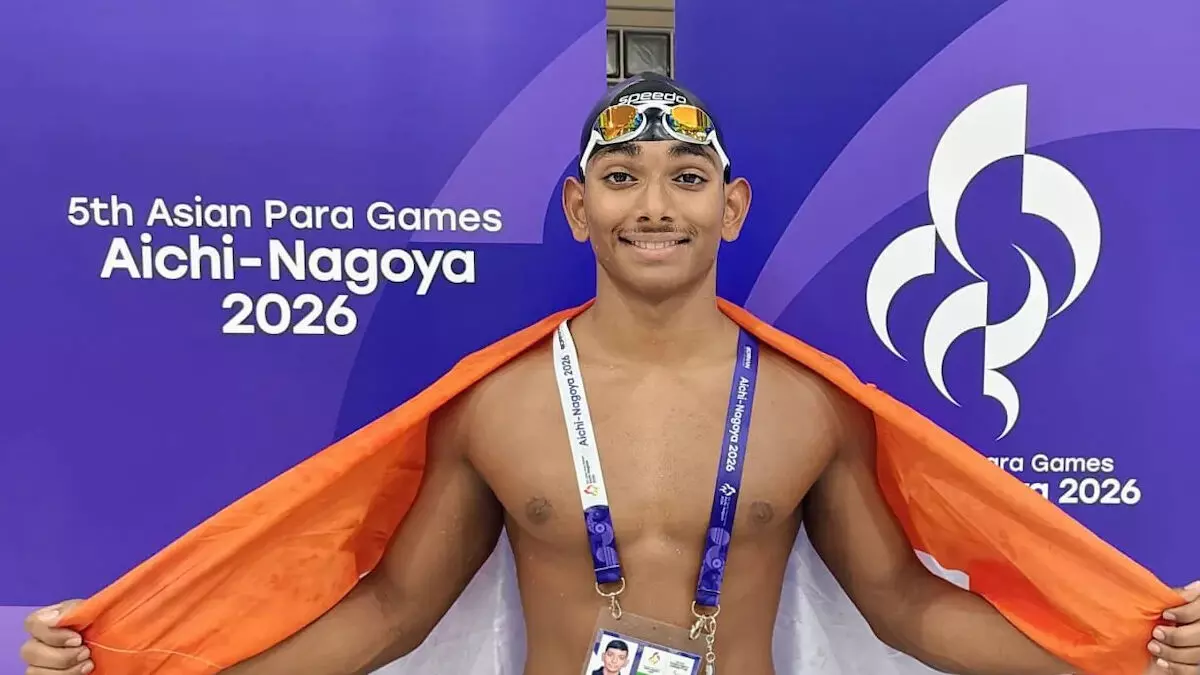 Asian Para Games | ಪ್ಯಾರಾ ಸ್ವಿಮ್ಮಿಂಗ್: ಹ್ಯಾಟ್ರಿಕ್ ಪದಕ ಗೆದ್ದ ರವಿ ಕಾರ್ತಿಕ್ Asian Para Games | ಪ್ಯಾರಾ ಸ್ವಿಮ್ಮಿಂಗ್: ಹ್ಯಾಟ್ರಿಕ್ ಪದಕ ಗೆದ್ದ ರವಿ ಕಾರ್ತಿಕ್