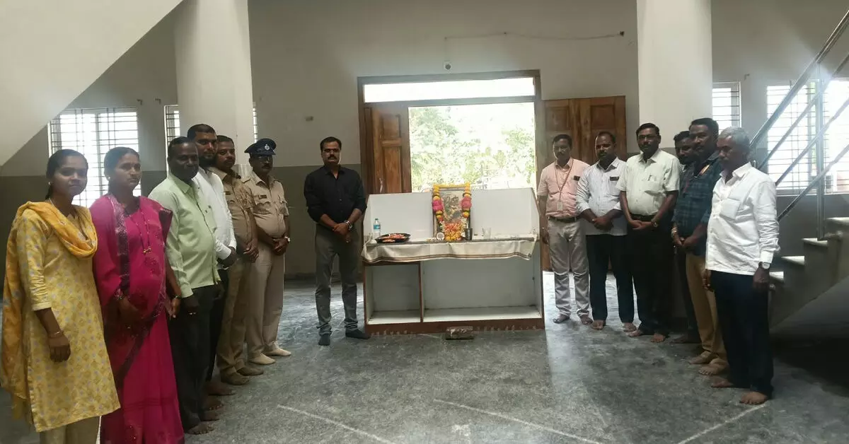 ಚಿತ್ತಾಪುರದಲ್ಲಿ ಕಿತ್ತೂರು ರಾಣಿ ಚೆನ್ನಮ್ಮ ಜಯಂತಿ ಆಚರಣೆ ಚಿತ್ತಾಪುರದಲ್ಲಿ ಕಿತ್ತೂರು ರಾಣಿ ಚೆನ್ನಮ್ಮ ಜಯಂತಿ ಆಚರಣೆ