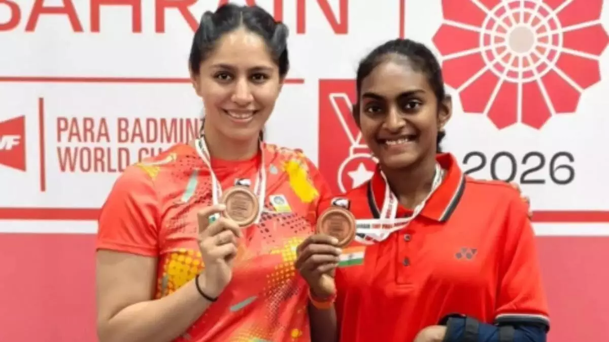 ಪ್ಯಾರಾ ಬ್ಯಾಡ್ಮಿಂಟನ್: ತುಳಸಿಮತಿಗೆ ಒಂದು ಚಿನ್ನ ಸಹಿತ ಮೂರು ಪದಕ ಪ್ಯಾರಾ ಬ್ಯಾಡ್ಮಿಂಟನ್: ತುಳಸಿಮತಿಗೆ ಒಂದು ಚಿನ್ನ ಸಹಿತ ಮೂರು ಪದಕ