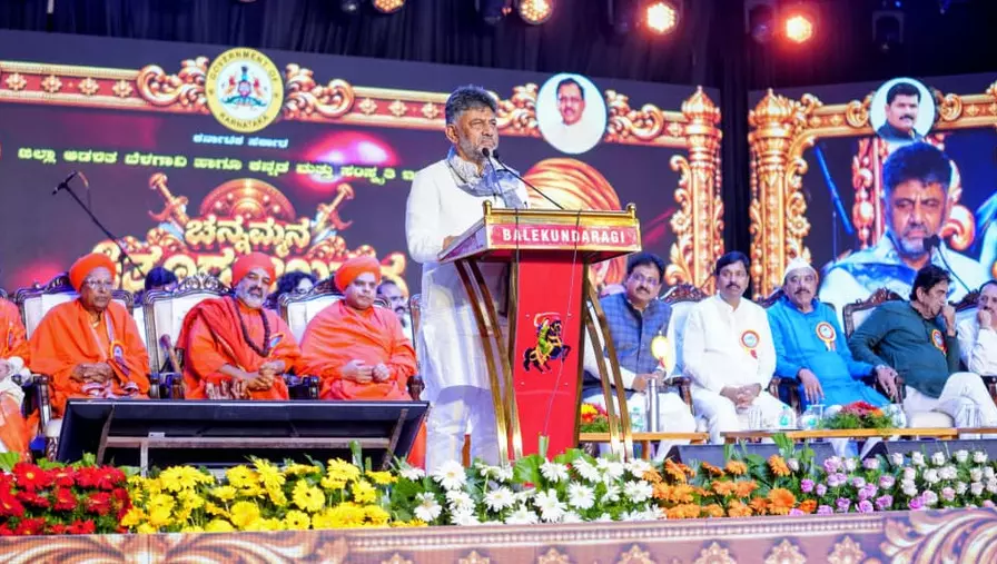 ವಾಯುವ್ಯ ರಸ್ತೆ ಸಾರಿಗೆ ಸಂಸ್ಥೆಯನ್ನು ಕಿತ್ತೂರು ರಾಣಿ ಚೆನ್ನಮ್ಮ ಸಾರಿಗೆ ಸಂಸ್ಥೆ ಎಂದು ಮರುನಾಮಕರಣ : ಸಿಎಂ ಡಿ.ಕೆ.ಶಿವಕುಮಾರ್ ವಾಯುವ್ಯ ರಸ್ತೆ ಸಾರಿಗೆ ಸಂಸ್ಥೆಯನ್ನು ಕಿತ್ತೂರು ರಾಣಿ ಚೆನ್ನಮ್ಮ ಸಾರಿಗೆ ಸಂಸ್ಥೆ ಎಂದು ಮರುನಾಮಕರಣ : ಸಿಎಂ ಡಿ.ಕೆ.ಶಿವಕುಮಾರ್