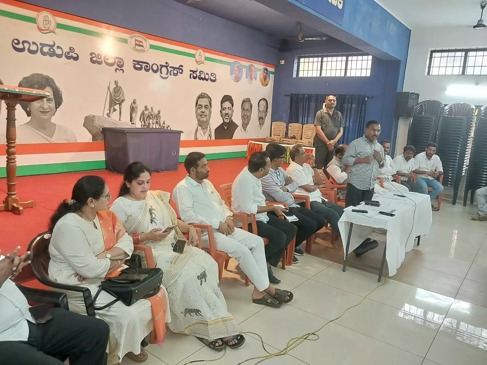 ಮತದಾರರ ಹಕ್ಕನ್ನು ರಕ್ಷಿಸಲು ಆಂದೋಲನ: ಕಮಲೇಶ್ವರ ಪಟೇಲ್ ಮತದಾರರ ಹಕ್ಕನ್ನು ರಕ್ಷಿಸಲು ಆಂದೋಲನ: ಕಮಲೇಶ್ವರ ಪಟೇಲ್
