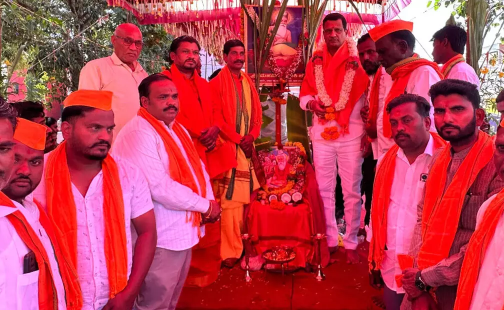 ವಾಲ್ಮೀಕಿ ಋಷಿಯ ಚಿಂತನೆಗಳು ಇಂದಿಗೂ ದಾರಿದೀಪ : ಶಾಸಕ ಸಿದ್ದು ಪಾಟೀಲ್ ವಾಲ್ಮೀಕಿ ಋಷಿಯ ಚಿಂತನೆಗಳು ಇಂದಿಗೂ ದಾರಿದೀಪ : ಶಾಸಕ ಸಿದ್ದು ಪಾಟೀಲ್