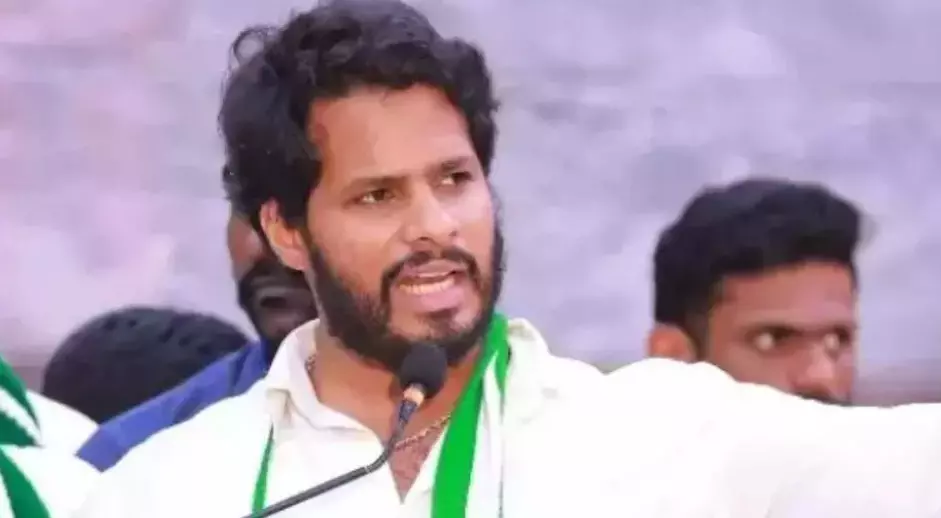 ಕಾಂಗ್ರೆಸ್ ಸೋಲಿಗೆ ‘ಕಾಗದ ಕಳ್ಳತನ’ ನೆಪವೇ? : ನಿಖಿಲ್ ಕುಮಾರಸ್ವಾಮಿ ವ್ಯಂಗ್ಯ ಕಾಂಗ್ರೆಸ್ ಸೋಲಿಗೆ ‘ಕಾಗದ ಕಳ್ಳತನ’ ನೆಪವೇ? : ನಿಖಿಲ್ ಕುಮಾರಸ್ವಾಮಿ ವ್ಯಂಗ್ಯ