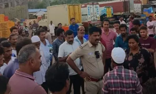 ಗೋಕರ್ಣ | ಬೋಟ್‌ನ ಮೀನು ಸಂಗ್ರಹದ ಕೋಣೆ ಸ್ವಚ್ಛಗೊಳಿಸುವಾಗ ದುರಂತ: ಉಸಿರುಗಟ್ಟಿ ಮೂವರು ಮೃತ್ಯು