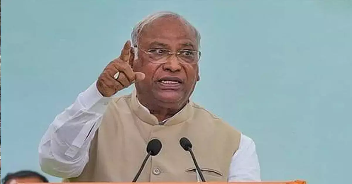 ಖರ್ಗೆ ಮಾತಿನ ಬಗ್ಗೆ ಒಣ ವಿವಾದ ಖರ್ಗೆ ಮಾತಿನ ಬಗ್ಗೆ ಒಣ ವಿವಾದ