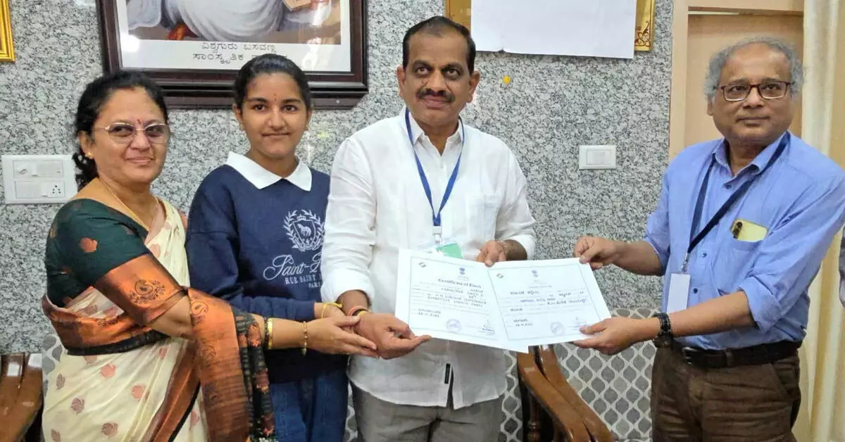 ಆಗ್ನೇಯ ಪದವೀಧರ ಕ್ಷೇತ್ರ; ಬಿಜೆಪಿಯ ಸುರೇಶ್ ಗೆ ಭರ್ಜರಿ ಜಯ ಆಗ್ನೇಯ ಪದವೀಧರ ಕ್ಷೇತ್ರ; ಬಿಜೆಪಿಯ ಸುರೇಶ್ ಗೆ ಭರ್ಜರಿ ಜಯ