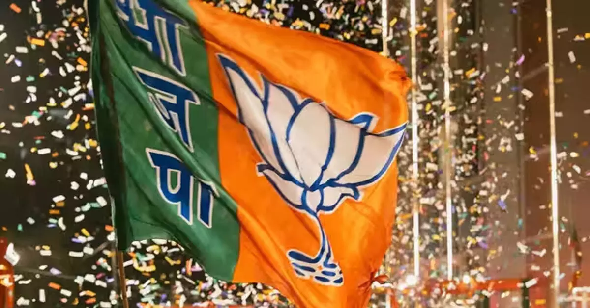 Uttar Pradesh | ಪ್ರಧಾನಿ ಮೋದಿ ಪ್ರತಿನಿಧಿಸುವ ವಾರಣಾಸಿಯ ಪದವೀಧರ ಕ್ಷೇತ್ರದ ಚುನಾವಣೆ; ಫಲಿತಾಂಶಕ್ಕೂ ಮುನ್ನವೇ ಸೋಲು ಒಪ್ಪಿಕೊಂಡು BJP ಅಭ್ಯರ್ಥಿಯಿಂದ ಭಾವುಕ ಪೋಸ್ಟ್ Uttar Pradesh | ಪ್ರಧಾನಿ ಮೋದಿ ಪ್ರತಿನಿಧಿಸುವ ವಾರಣಾಸಿಯ ಪದವೀಧರ ಕ್ಷೇತ್ರದ ಚುನಾವಣೆ; ಫಲಿತಾಂಶಕ್ಕೂ ಮುನ್ನವೇ ಸೋಲು ಒಪ್ಪಿಕೊಂಡು BJP ಅಭ್ಯರ್ಥಿಯಿಂದ ಭಾವುಕ ಪೋಸ್ಟ್