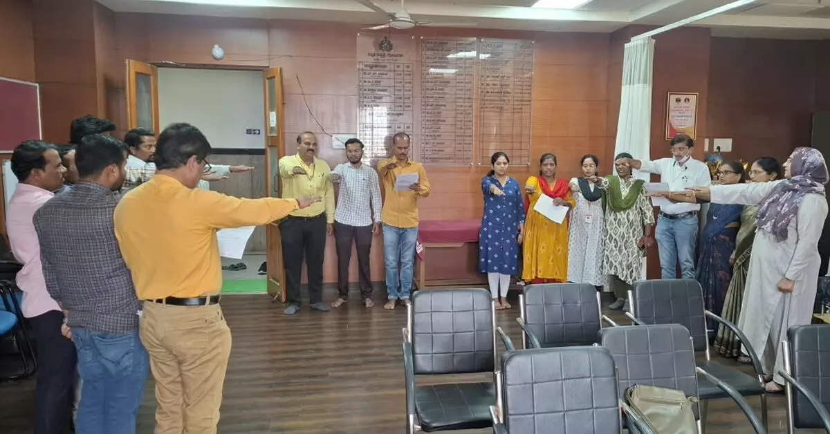 Kalaburagi | ಭ್ರಷ್ಟಾಚಾರ ನಿರ್ಮೂಲನೆಗೆ ಎಲ್ಲರೂ ಒಗ್ಗಟ್ಟಿನಿಂದ ಶ್ರಮಿಸಬೇಕು: ಡಾ.ರೂಕೀಯ ಆಸ್ನಾ ರಬಾ Kalaburagi | ಭ್ರಷ್ಟಾಚಾರ ನಿರ್ಮೂಲನೆಗೆ ಎಲ್ಲರೂ ಒಗ್ಗಟ್ಟಿನಿಂದ ಶ್ರಮಿಸಬೇಕು: ಡಾ.ರೂಕೀಯ ಆಸ್ನಾ ರಬಾ