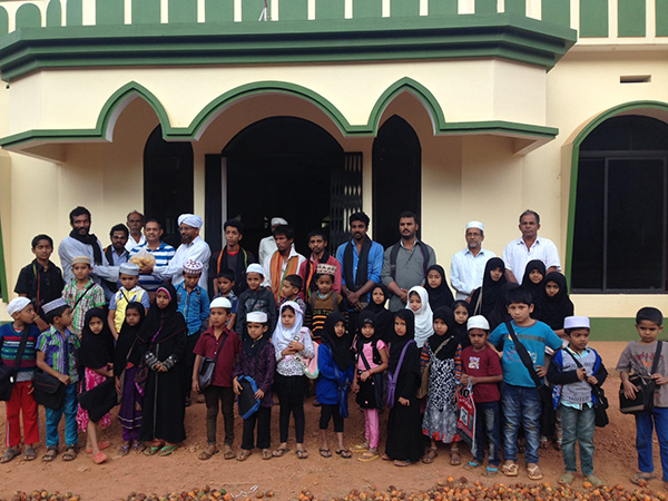 ಕೊಣಾಜೆ: ಅಯ್ಯಪ್ಪವ್ರತಾಧಾರಿಗಳಿಂದ ಮಸೀದಿಗೆ ಭೇಟಿ