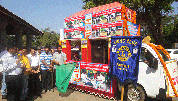 ಜನಜಾಗೃತಿ ಮೂಡಿಸುವ ಸುರಕ್ಷಾ ರಥಕ್ಕೆ ಚಾಲನೆ