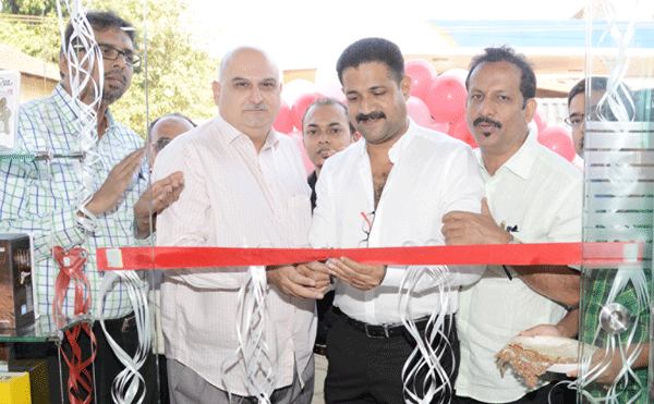 ‘ಗ್ಲೋಬಲ್ ಹಾರ್ಡ್‌ವೇರ್’ ಮಳಿಗೆ ಶುಭಾರಂಭ