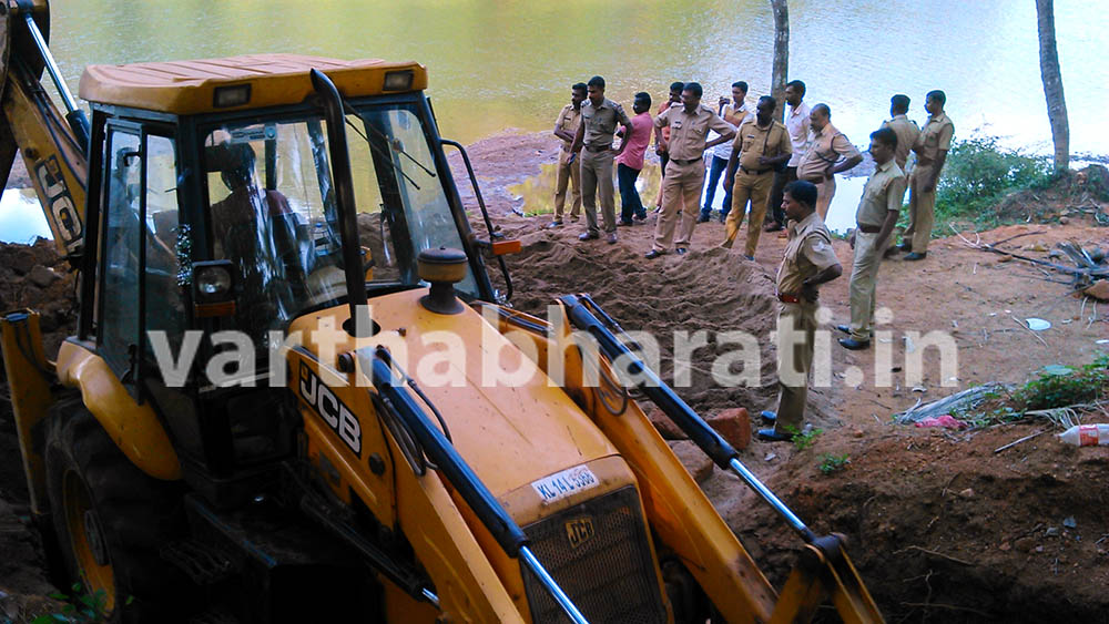 ಕಾಸರಗೋಡು :   ಹೊಳೆ ಮರಳು ಮಾಫಿಯಾ ವಿರುದ್ದ ಕಾರ್ಯಾಚರಣೆ