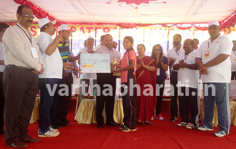 ಉಡುಪಿ ಹಾಫ್ ಮ್ಯಾರಥಾನ್: ಆಳ್ವಾಸ್‌ನ ಕಾಂತಿಲಾಲ್- ಸೌಮ್ಯಗೆ ಪ್ರಶಸ್ತಿ