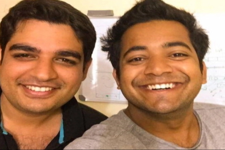 ಟ್ಯೂಟರ್‌ ಆಗಿ ಬದಲಾದ ಐಎಎಸ್ ಅಧಿಕಾರಿ !