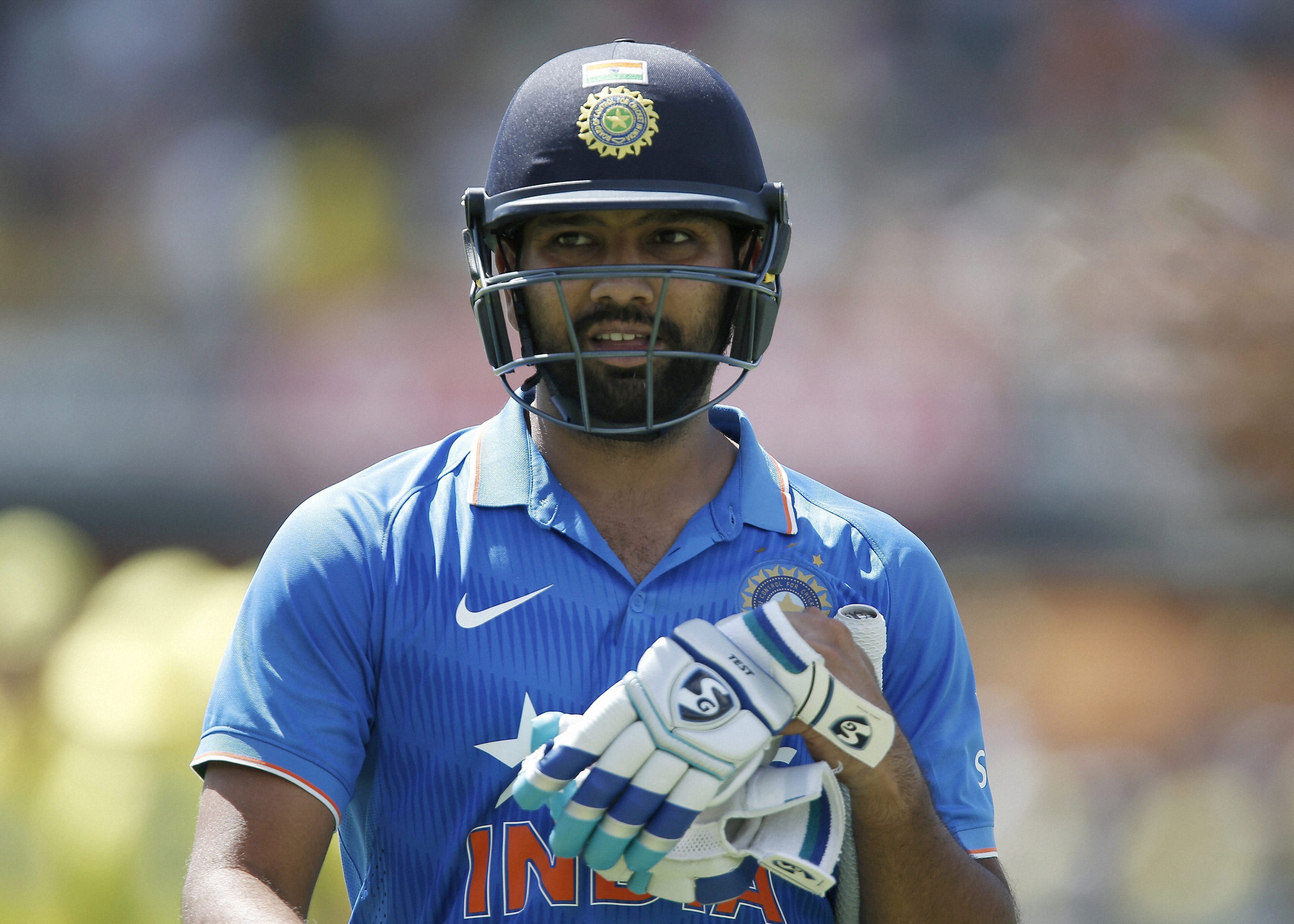 ಮೊದಲ ಏಕದಿನ : ಹಲವು ದಾಖಲೆ ಮುರಿದ ರೋಹಿತ್