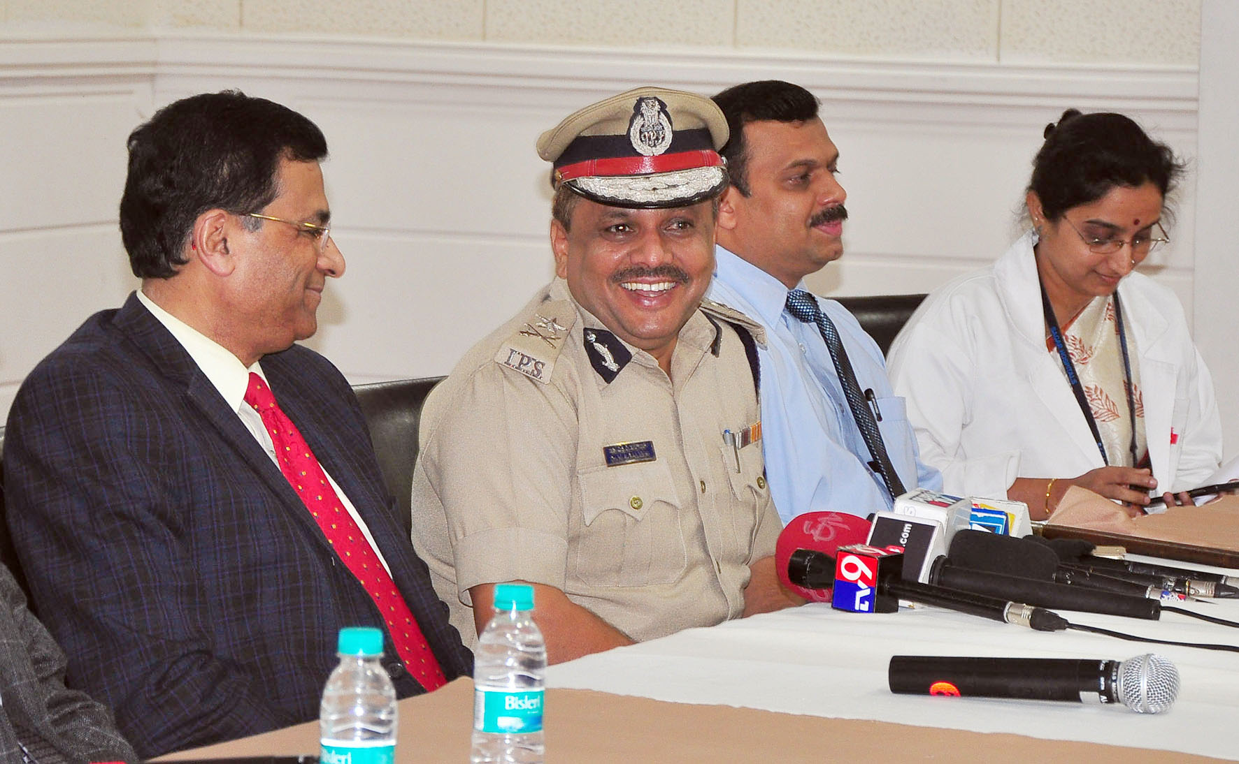 ಜೀವ ರಕ್ಷಣೆಗೆ ಹೆಲ್ಮೆಟ್  ಕಡ್ಡಾಯ: ಡಾ.ಸಲೀಂ