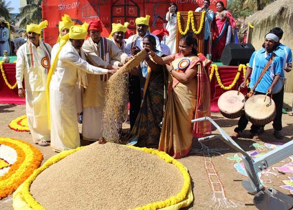ಜಾನಪದ ಸಂಸ್ಕೃತಿಯಲ್ಲಿ ಭಾರತೀಯತೆ: ಶಂಕರ ಬಿದರಿ; ಸಿಲಿಕಾನ್ ಸುಗ್ಗಿ-2016 ಕಾರ್ಯಕ್ರಮ