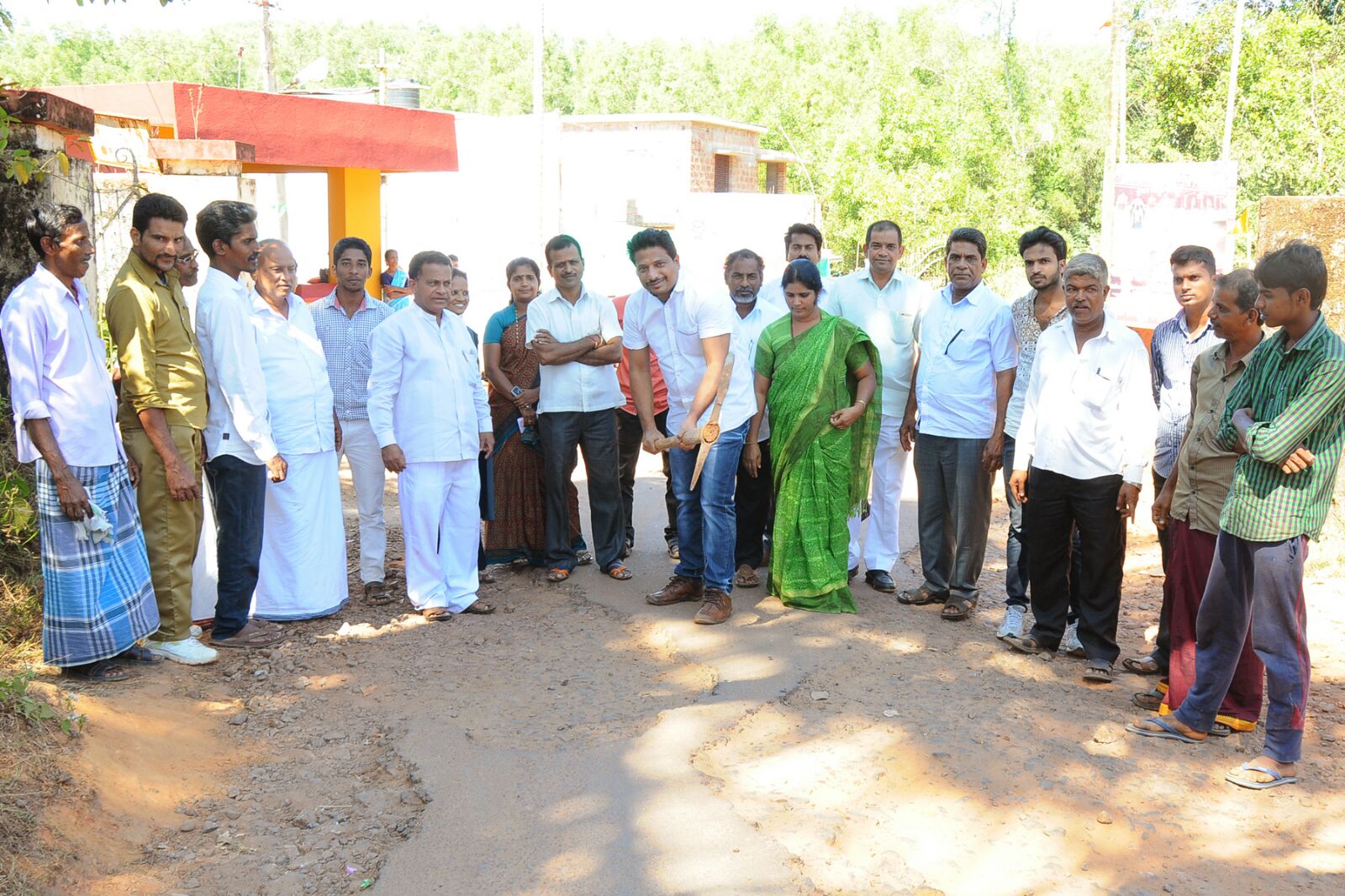 ಇರಾ ರಸ್ತೆ ಅಭಿವೃದ್ಧಿ ಕಾಮಗಾರಿಗೆ ಶಿಲಾನ್ಯಾಸ