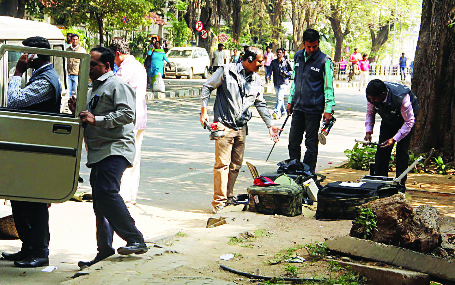 ಹುಸಿ ಬಾಂಬ್‌ಗೆ ಬೆದರಿದ ಬೆಂಗಳೂರು
