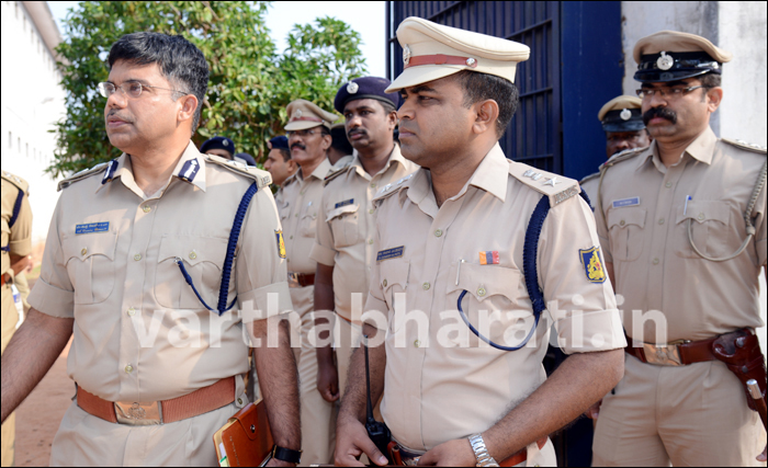 ಮಂಗಳೂರು ಜಿಲ್ಲಾ ಕಾರಾಗೃಹಕ್ಕೆ ಪೋಲೀಸ್ ಆಯುಕ್ತರ ಧಿಡೀರ್ ದಾಳಿ